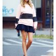 Jessica Mercedes Kirschner pastelowe kolory i pudrowo-różowa bluza