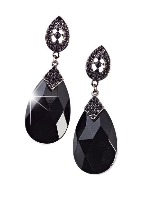 aw14_claires_black_tear_drop_gem_earrings_800gbp_999eur_1690chf_3990pln-46364