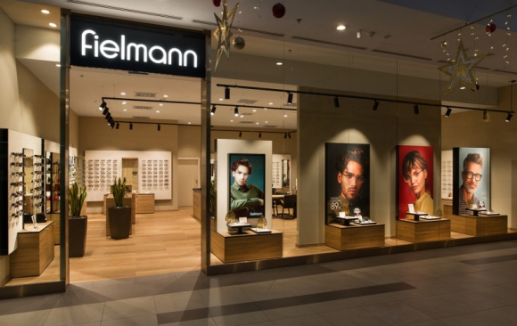 Fielmann otworzył pierwszy butik optyczny w Elblągu Moda, LIFESTYLE - We wtorek, 29 grudnia 2020 roku niemiecki lider rynku optycznego otworzył swój pierwszy butik optyczny w Elblągu.